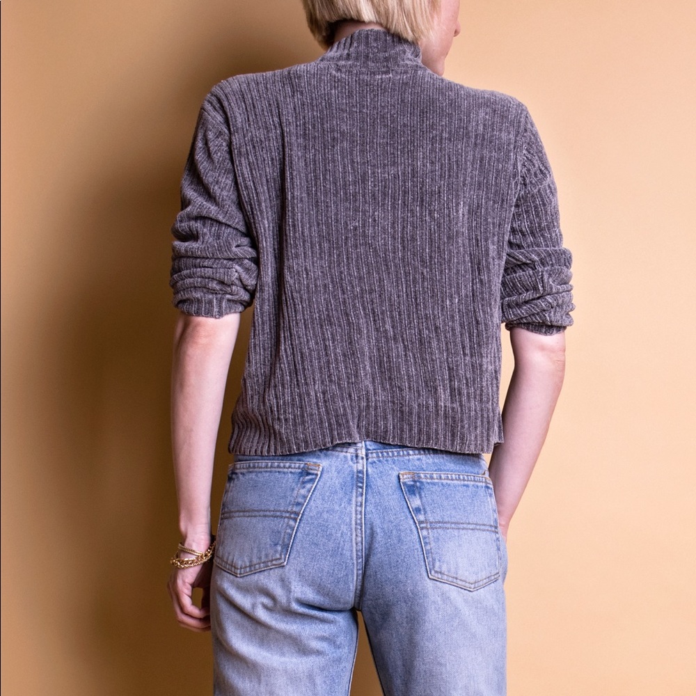 ❌SOLD❌Vintage gray ribbed knit mock neck sweater - Picture 4 of 5